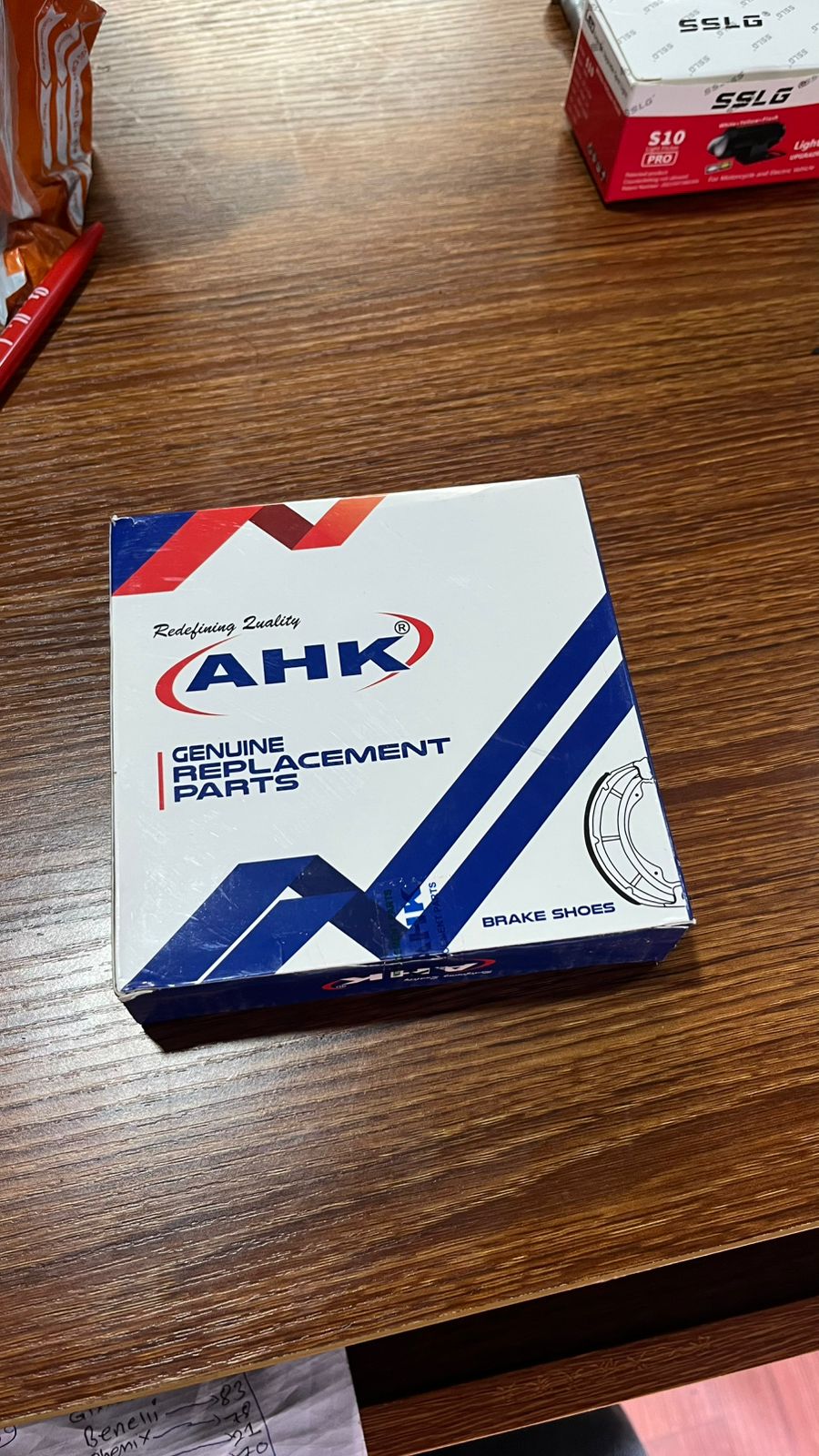 AHK Rear Brake Shoe for Dio, Shine, Hornet, Aviator, Super Splendor & Hero Honda
