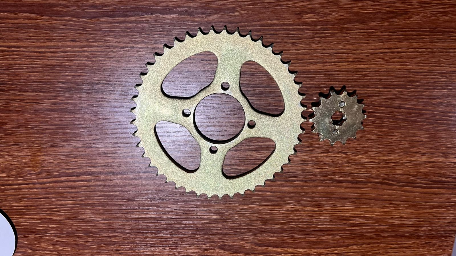 Rolon Chain Sprocket Kit for Hero Splendor | 108L Chain | 14T Front Sprocket | 45T Rear Sprocket | Complete Set